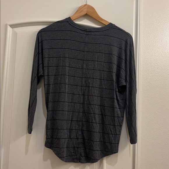 Banana Republic Charcoal Striped Long Sleeve Tee - Picture 10 of 10